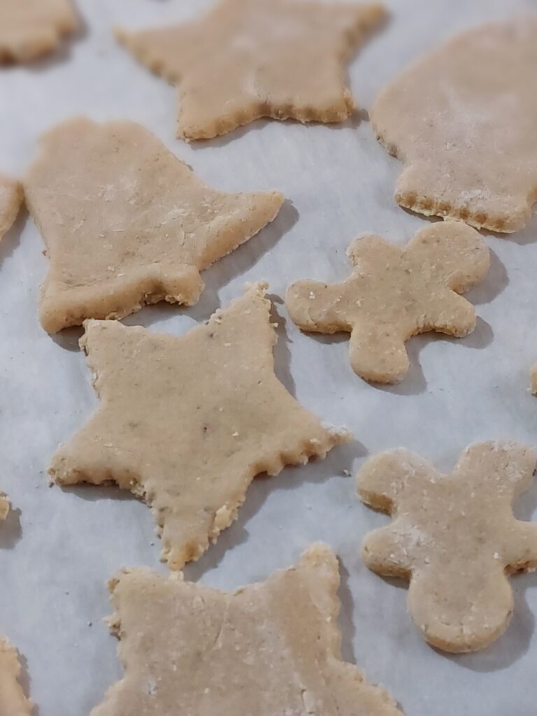 aenisguetzli, swiss christmas cookie cutouts